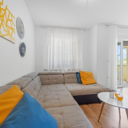 Neea Apartments เมดูลิน ภายนอก รูปภาพ