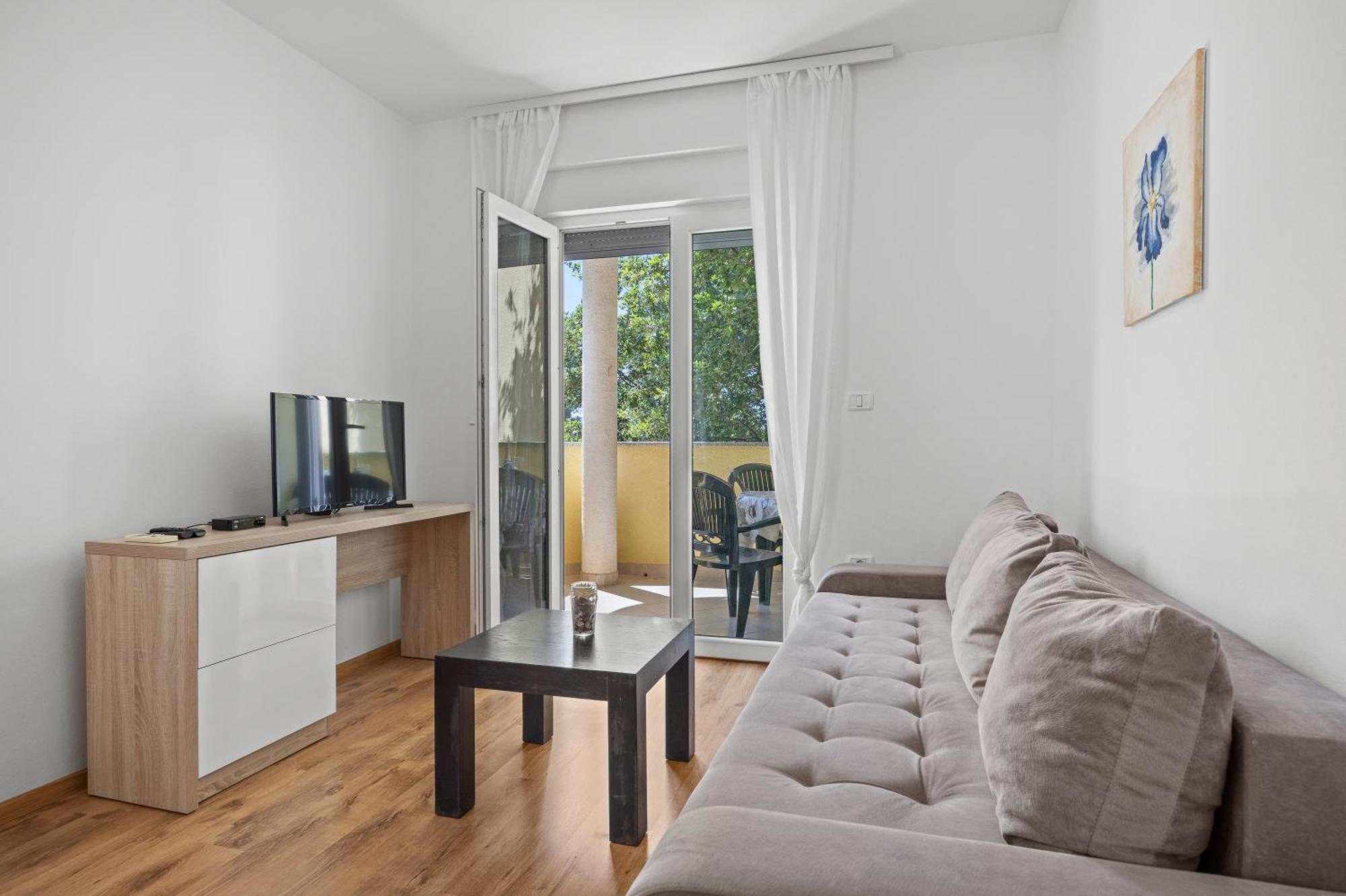 Neea Apartments เมดูลิน ภายนอก รูปภาพ