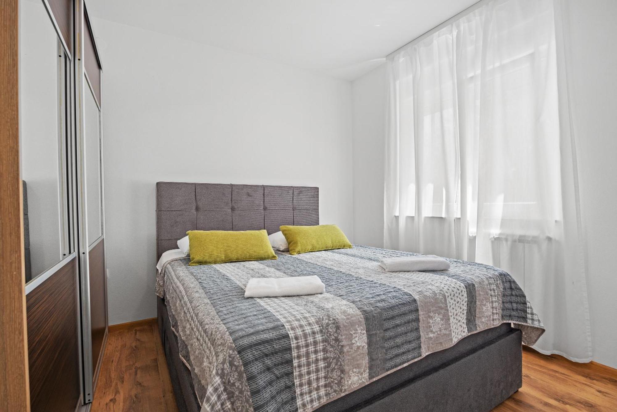 Neea Apartments เมดูลิน ภายนอก รูปภาพ