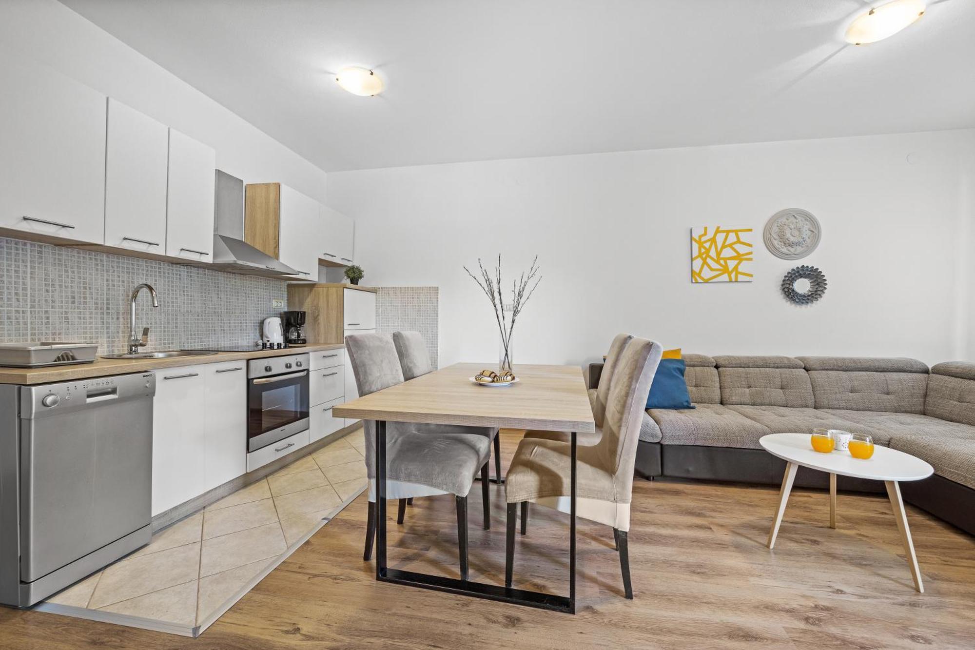 Neea Apartments เมดูลิน ภายนอก รูปภาพ
