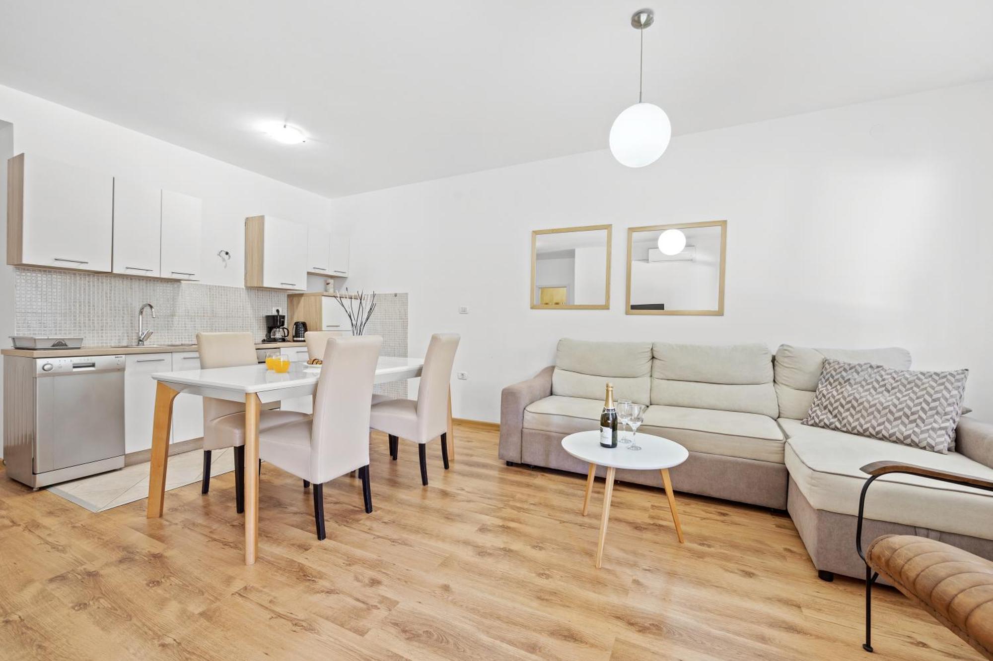 Neea Apartments เมดูลิน ภายนอก รูปภาพ